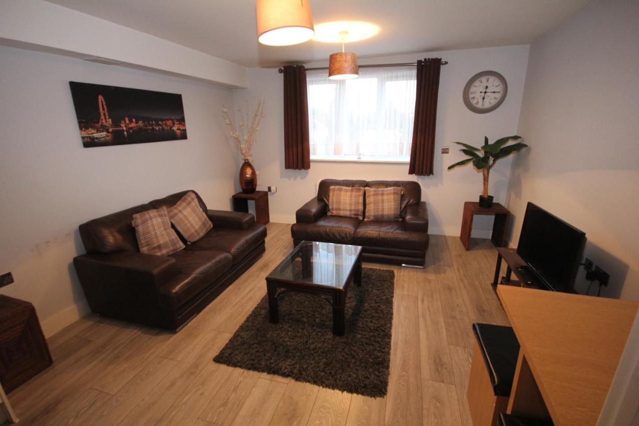 Holden Court Apartments - Apt 3 West Drayton  Экстерьер фото