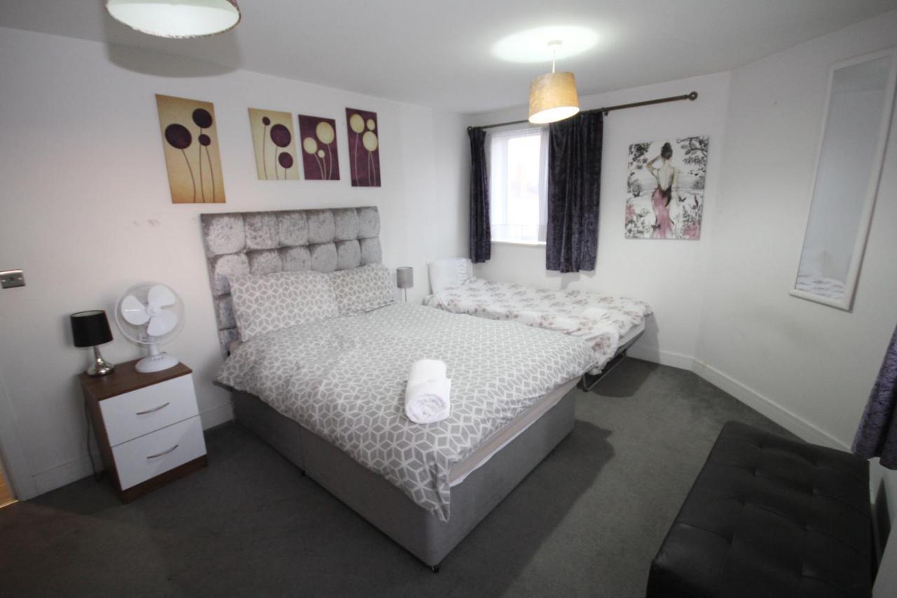 Holden Court Apartments - Apt 3 West Drayton  Экстерьер фото